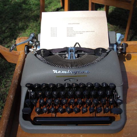 vintage typewriter | Other Props & Décor